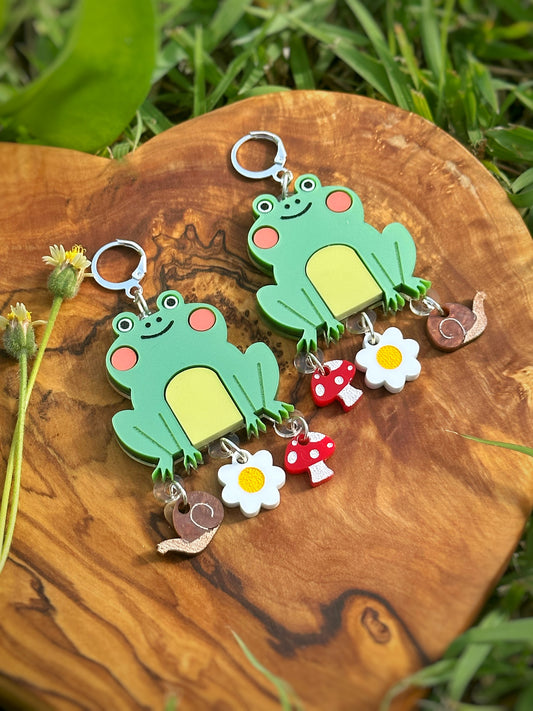 Cottage Core Froggy Earrings